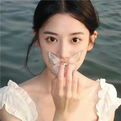女孩的成长图腾